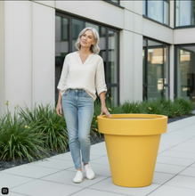 Load image into Gallery viewer, The 'Tubby' Plant Pot
